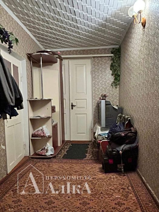 Продам будинок — ідеальний варіант для проживання двох сімей!