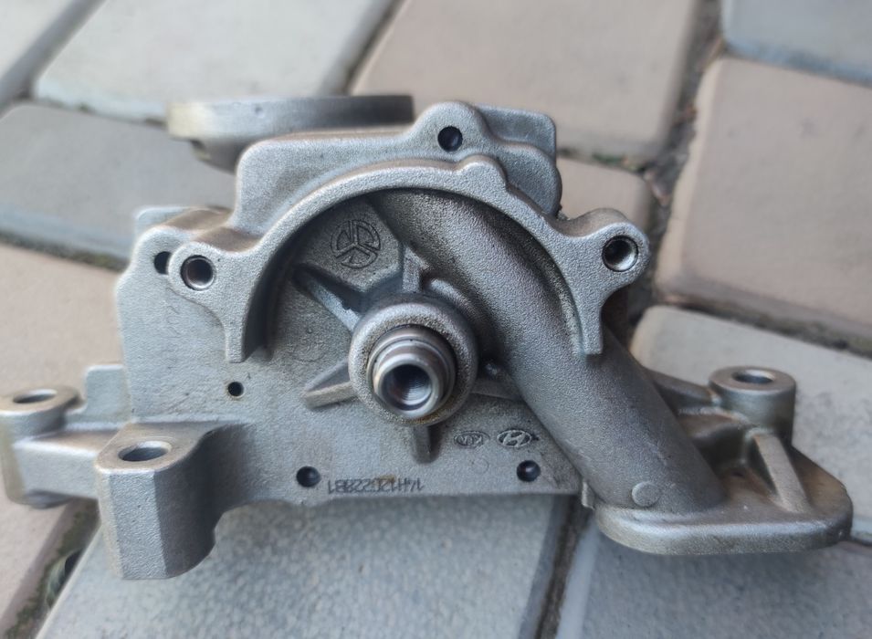 ГБЦ на 3.3 GDI G6DH 221103cgb1