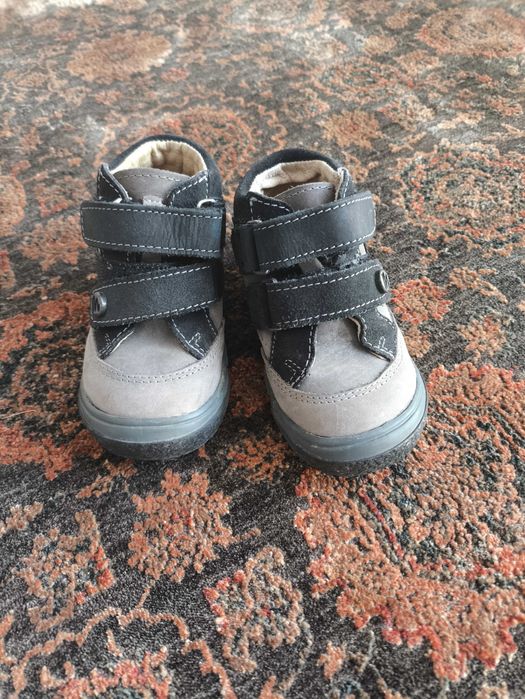 Mrugała, Emel, trzewiki, pólbuty, adidasy