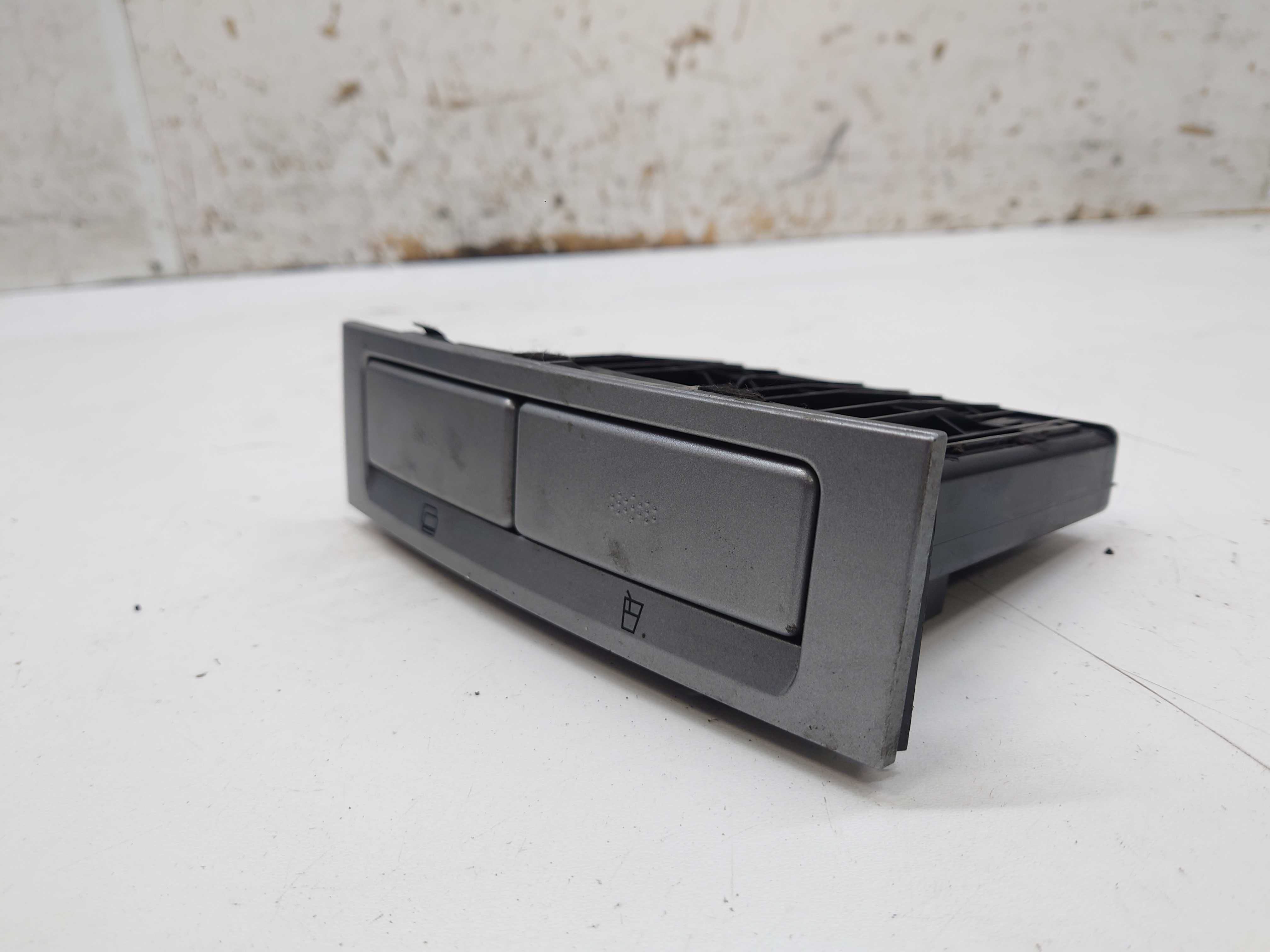 Alfa Romeo 147 Schowek Uchwyt Na Kubki Cupholder