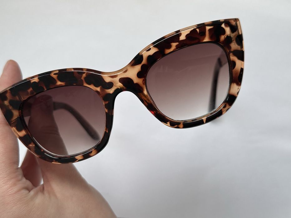 Б\В черепахові сонцезахисні окуляри topshop cat eye