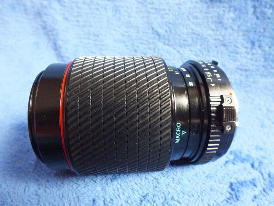 Obiektyw Tokina SD 70-210mm 1:4 - 5.6 F do Canon gwint M/MD