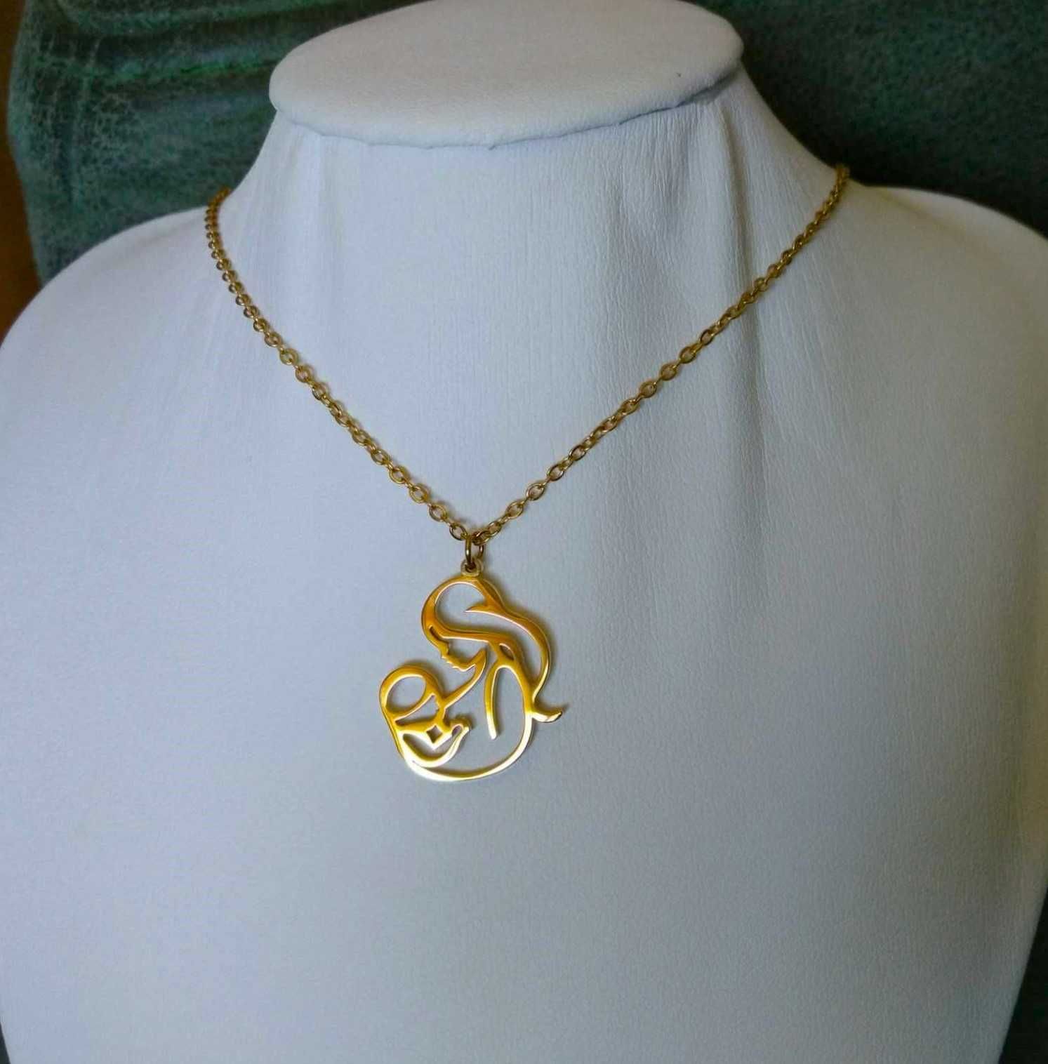 Colar Aço Dourado c/ Contorno de Mãe e Bebe NOVO