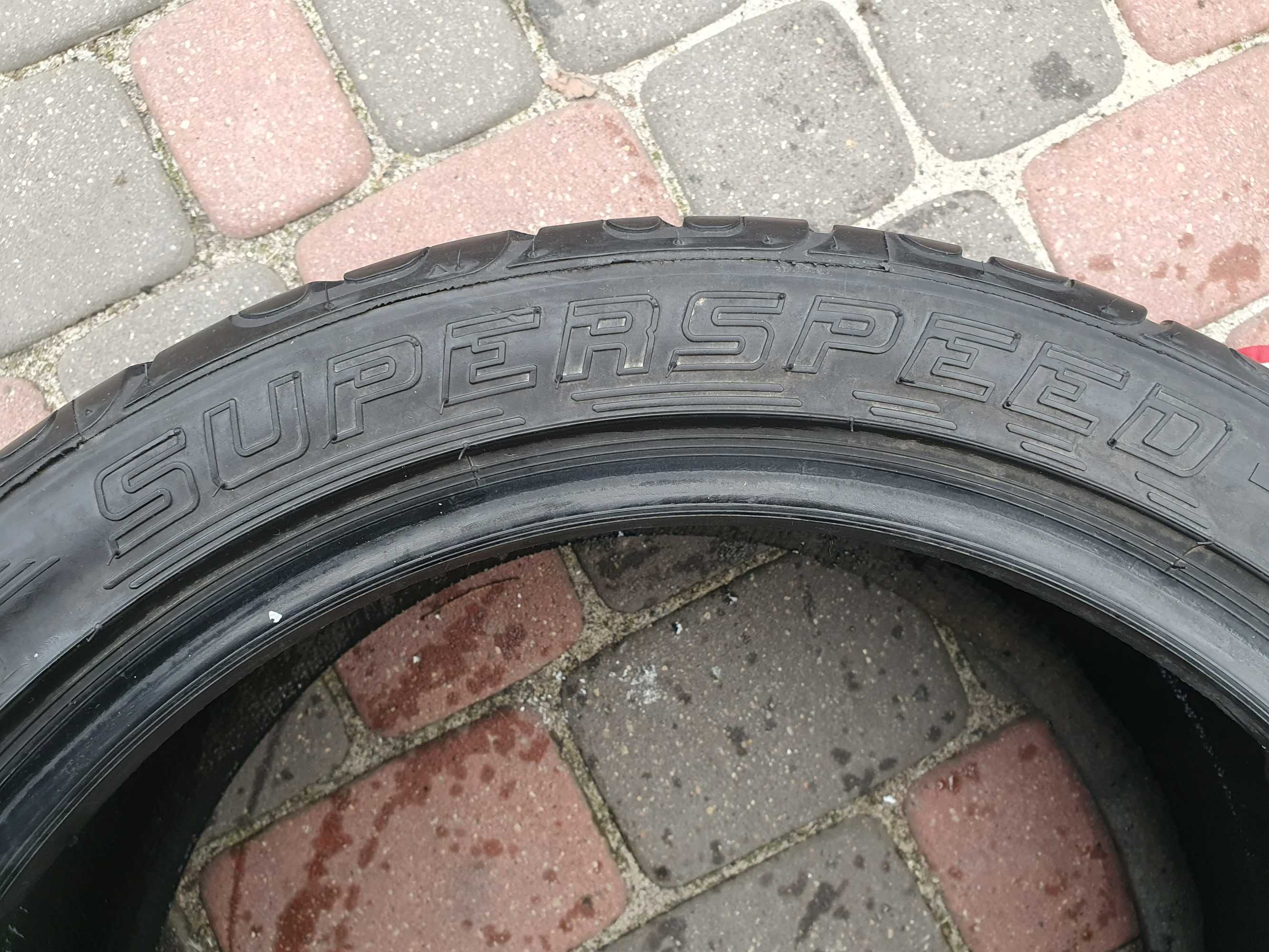 Opona letnia SuperSpeed Novex 215/45/17 87W P141