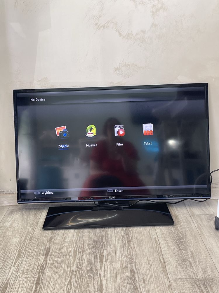 Sprszedam telewizor JVC