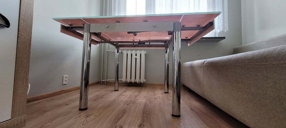 Stół szklany rozkładany 80x80 po rozłożeniu 134×80