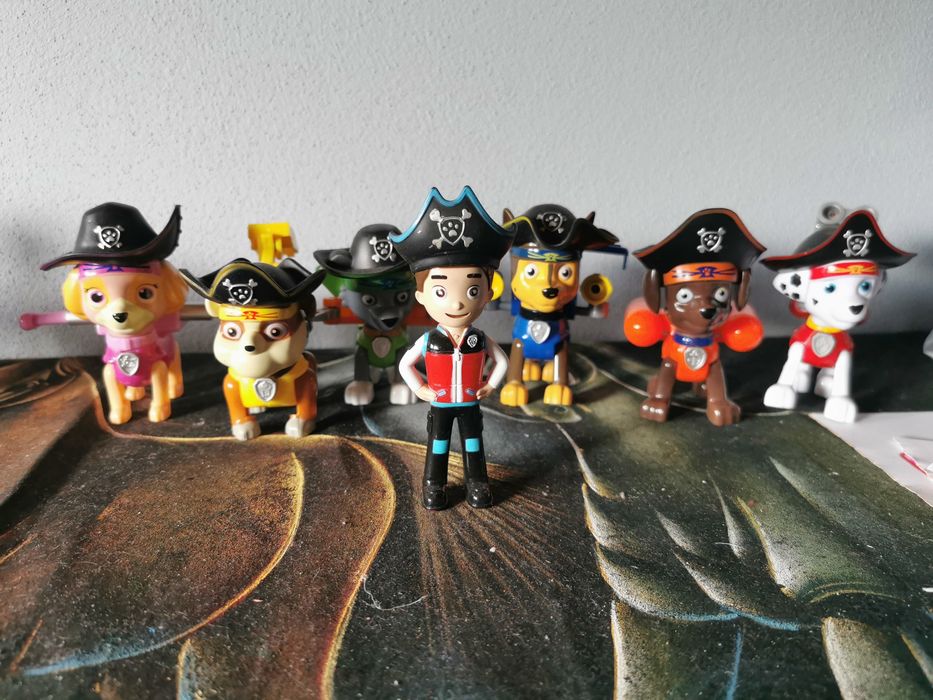 Pirackie pieski psi patrol duże Figurki około 8-10cm Rayder, Pirackie