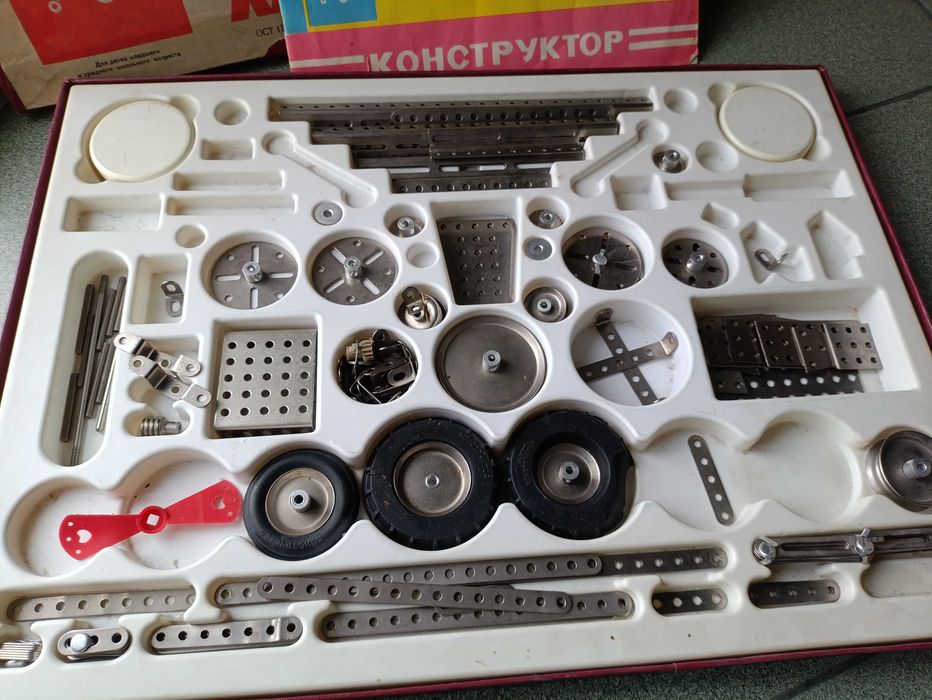 СССР Игрушка Конструктор металлический Универсальный