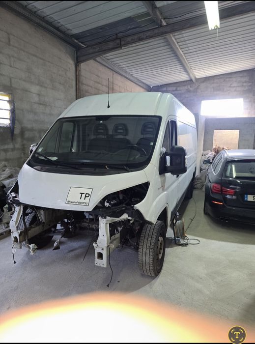 Fiat ducato 2.3  140 cv  avariada ano 2020