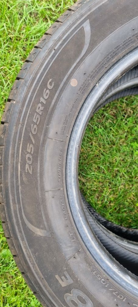 Opony letnie Hankook 205/65R16C 107/105 T