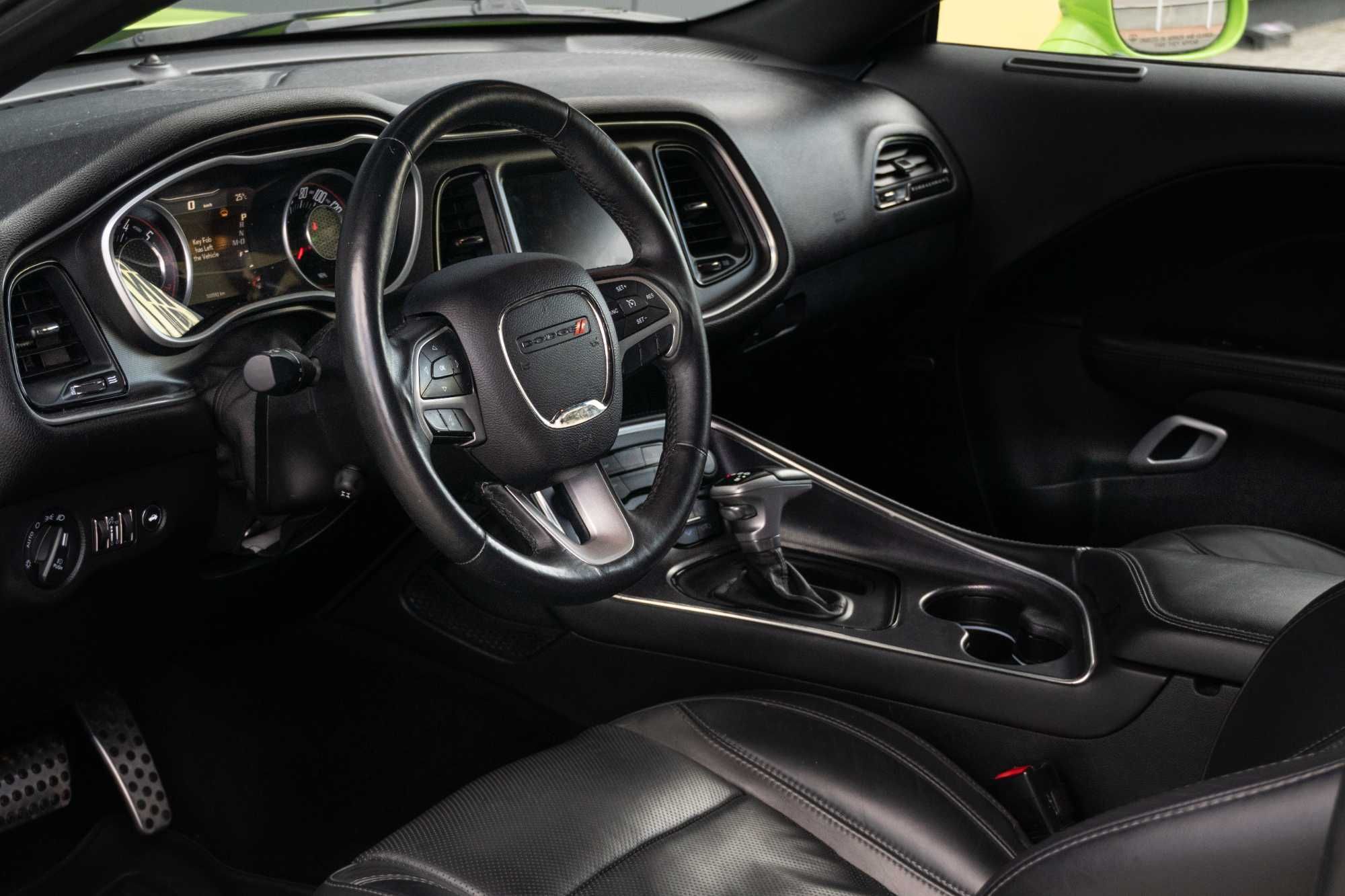 Wynajem DODGE CHALLENGER V8 ! Wypożyczalnia aut sportowych