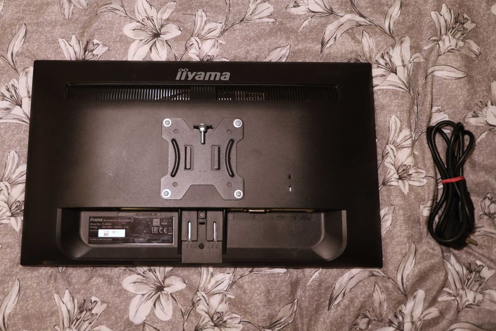 Monitor iiyama G-Master GE2288HS – stan bardzo dobry – bez podstawy