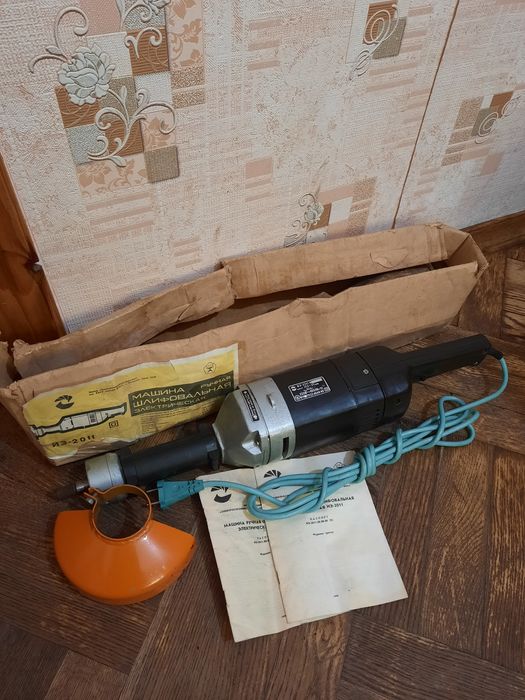 Нова!!Шліфмашина пряма ІЕ-2011  СССР,1050вт,круг 150мм