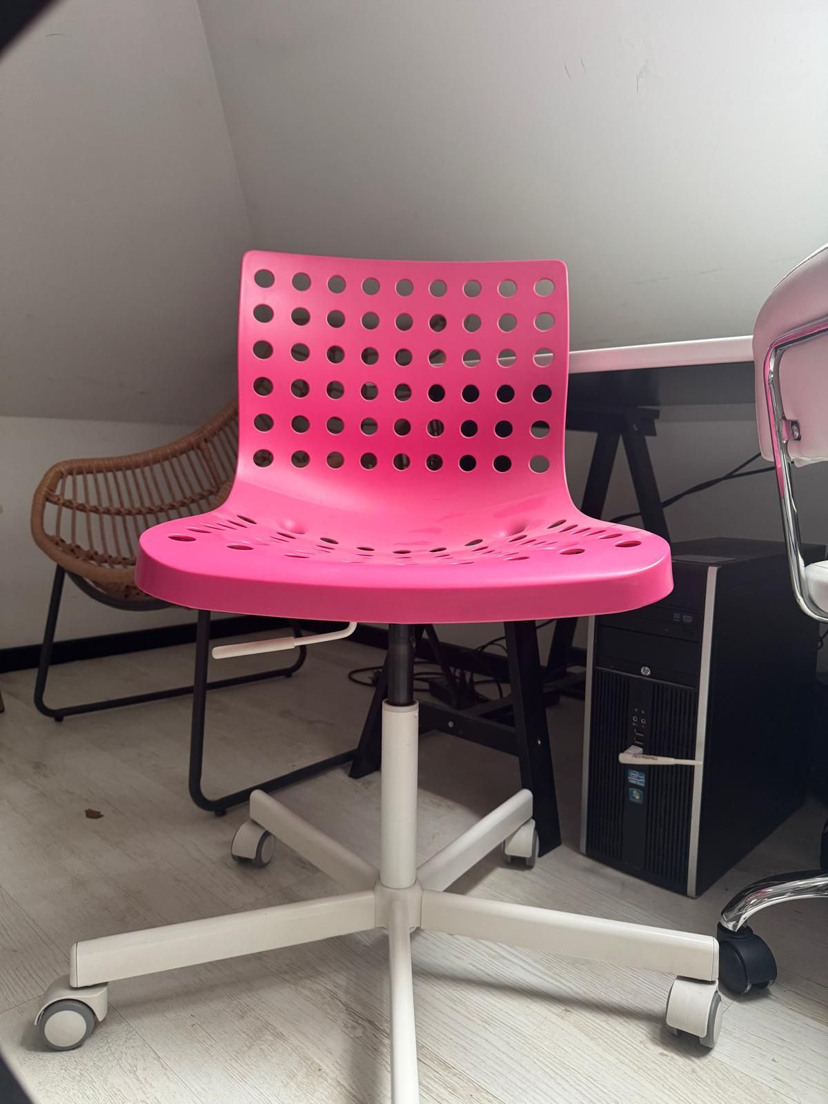 IKEA krzesło biurowe dzieciece różowe