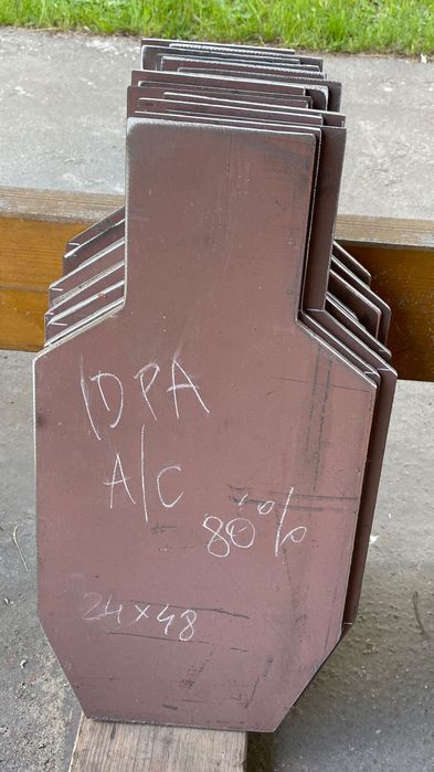Gong strzelecki IDPA A/C 80% na stojaku stalowym Niski