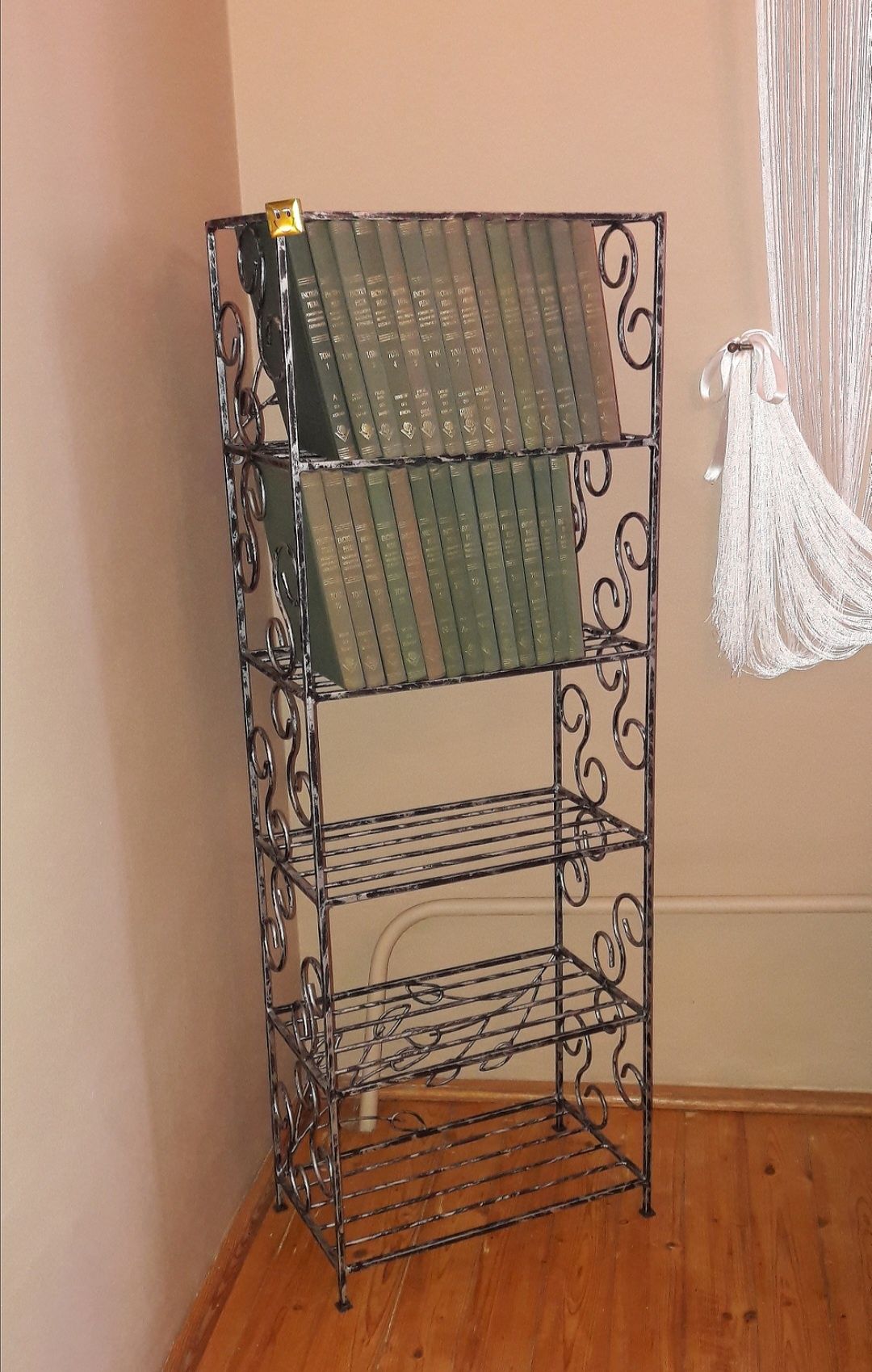 Regał półka etażerka biblioteczka metaloplastyka kuty H 130 cm