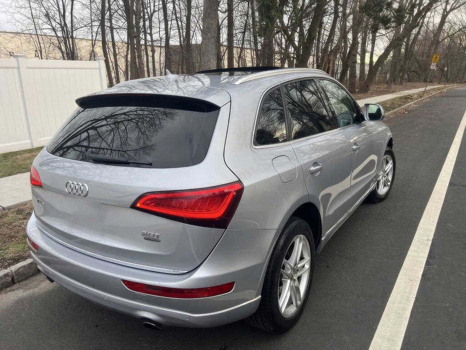 Audi Q5 Premium Plus      2016