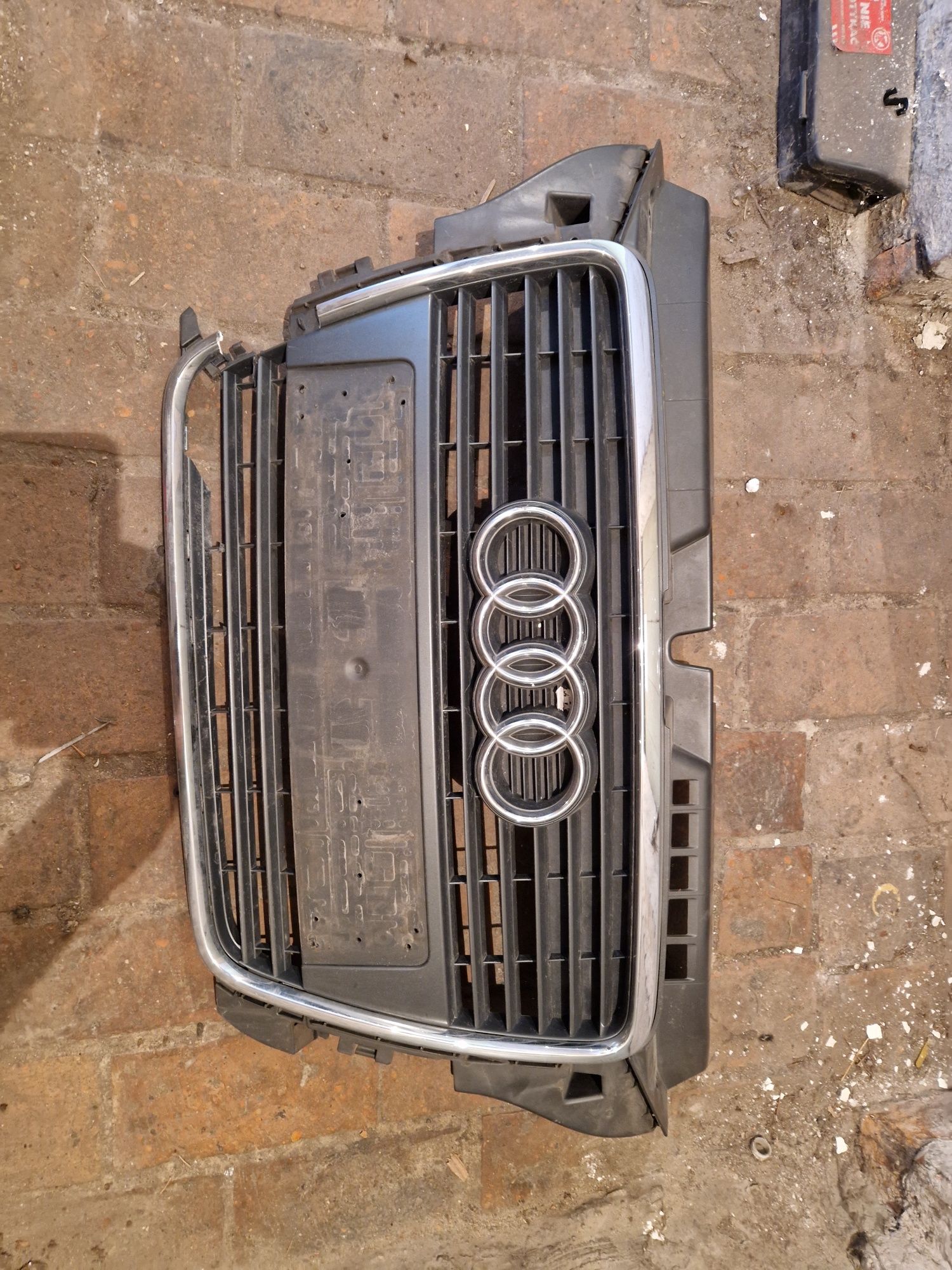 Grill Audi A3 8P