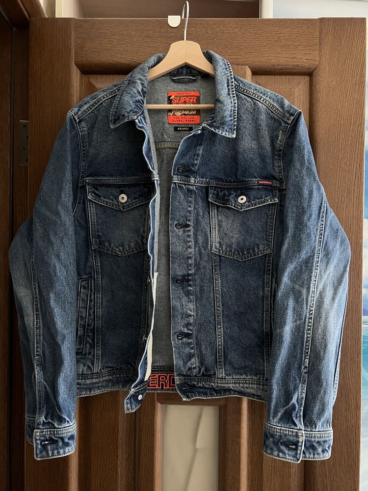 Джинсова куртка superdry