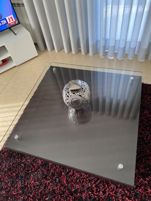 Mesa de centro quadrada