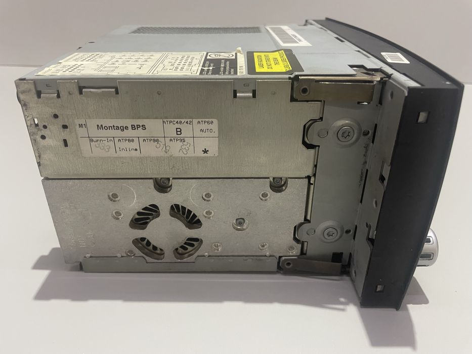 Vw Multivan 7h0035191j радио навигация магнитола