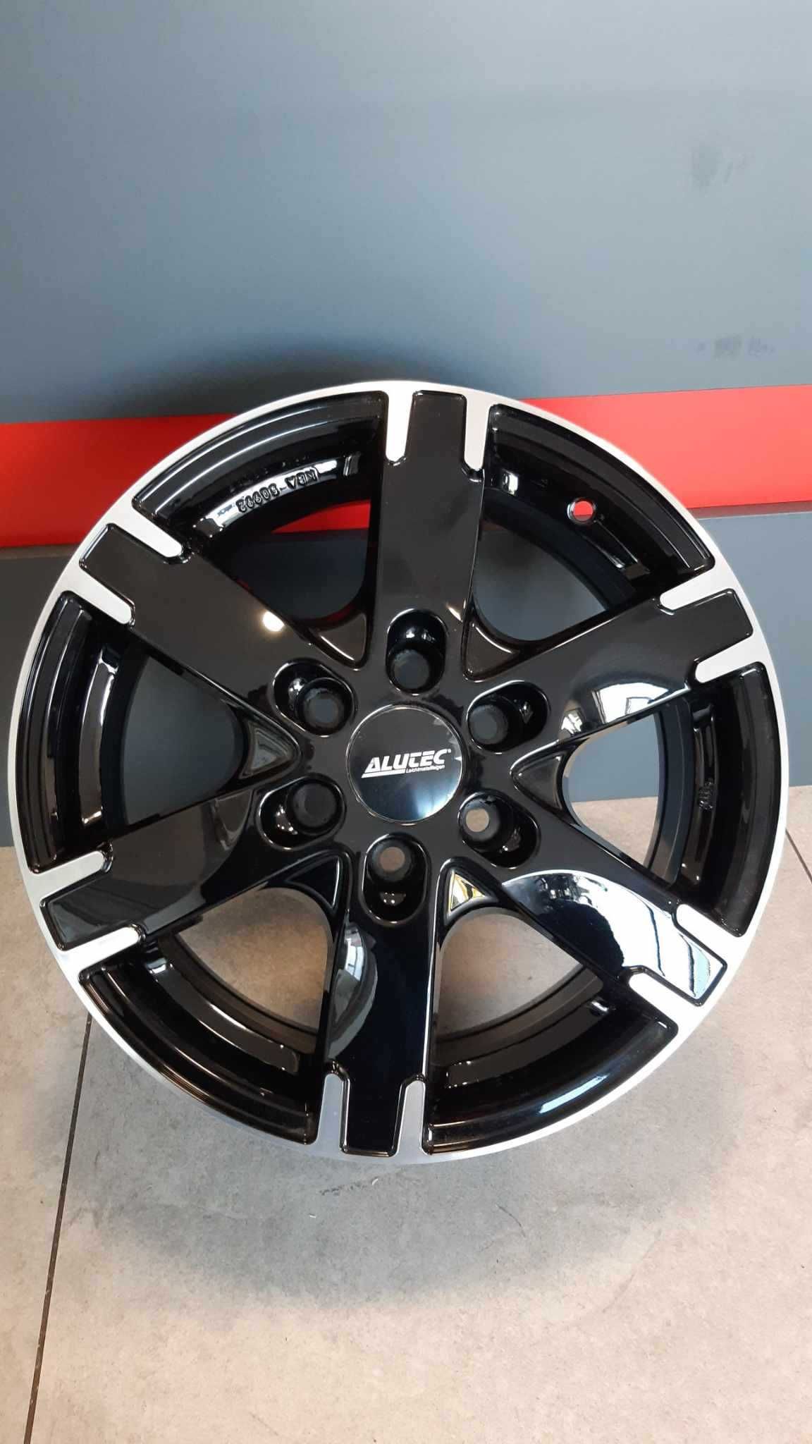 Felgi aluminiowe 6x114,3 7j R16 NISSAN NAVARA (nowe)