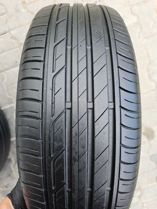 Lato Bridgestone 215/60 R17 7mm