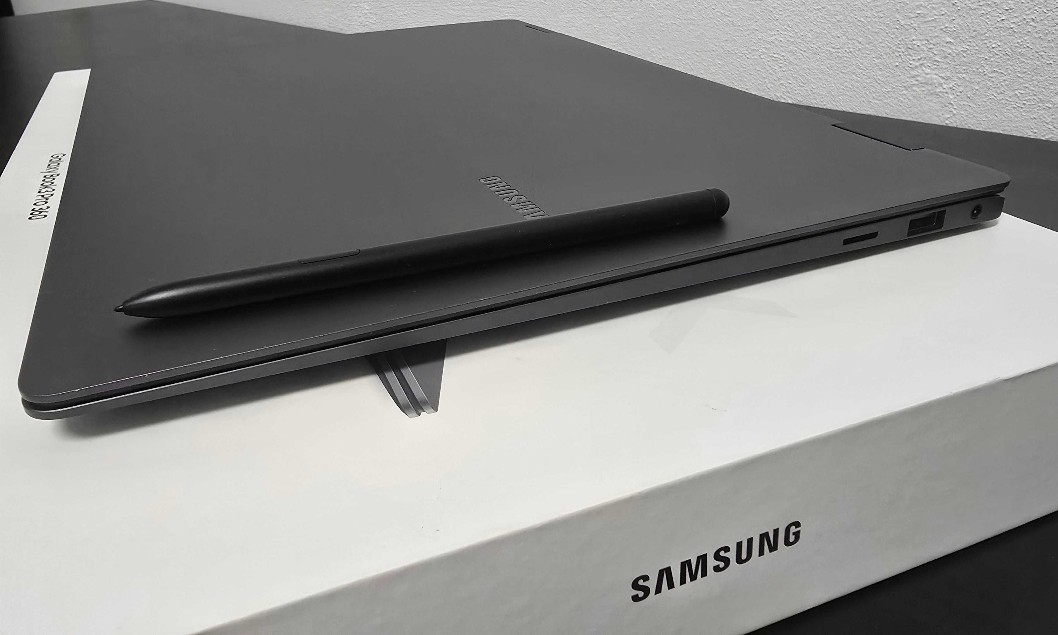 Samsung Book 3 Pro 360 - 16", i7, 16gb Ram, 512gb