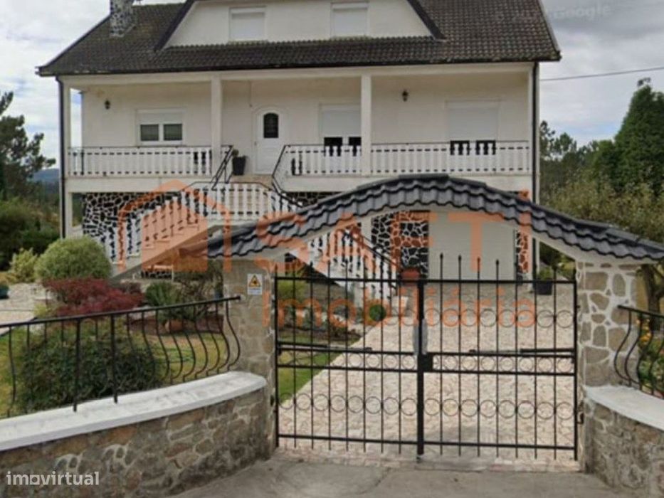 Moradia T6, Fragoso - Barcelos