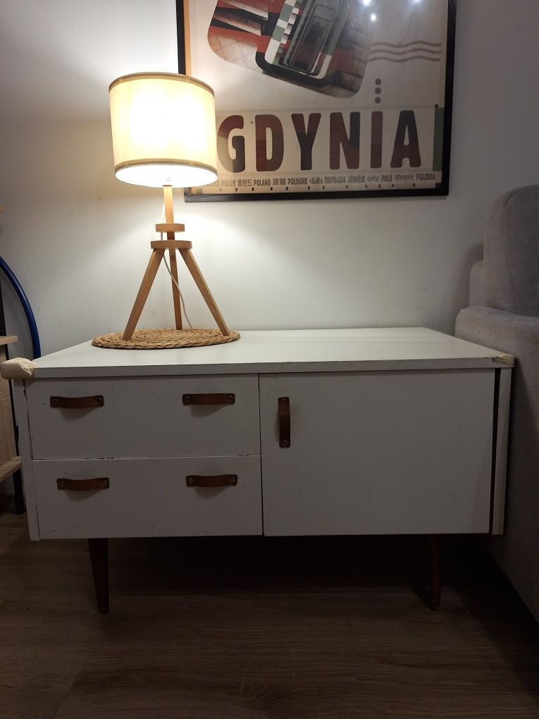 Komoda PRL odnowiona
