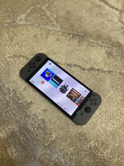 Nintendo Switch Oled / k€fir / 128gb