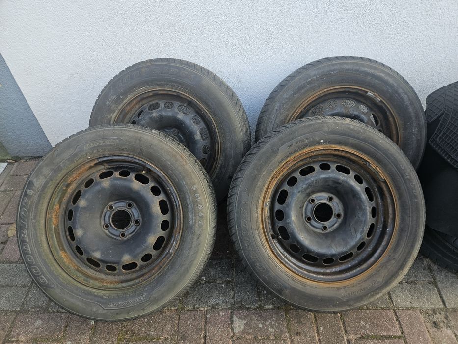 Felgi stalowe 5x108 , 7Jx16 ET 32 z oponami 225/60/16