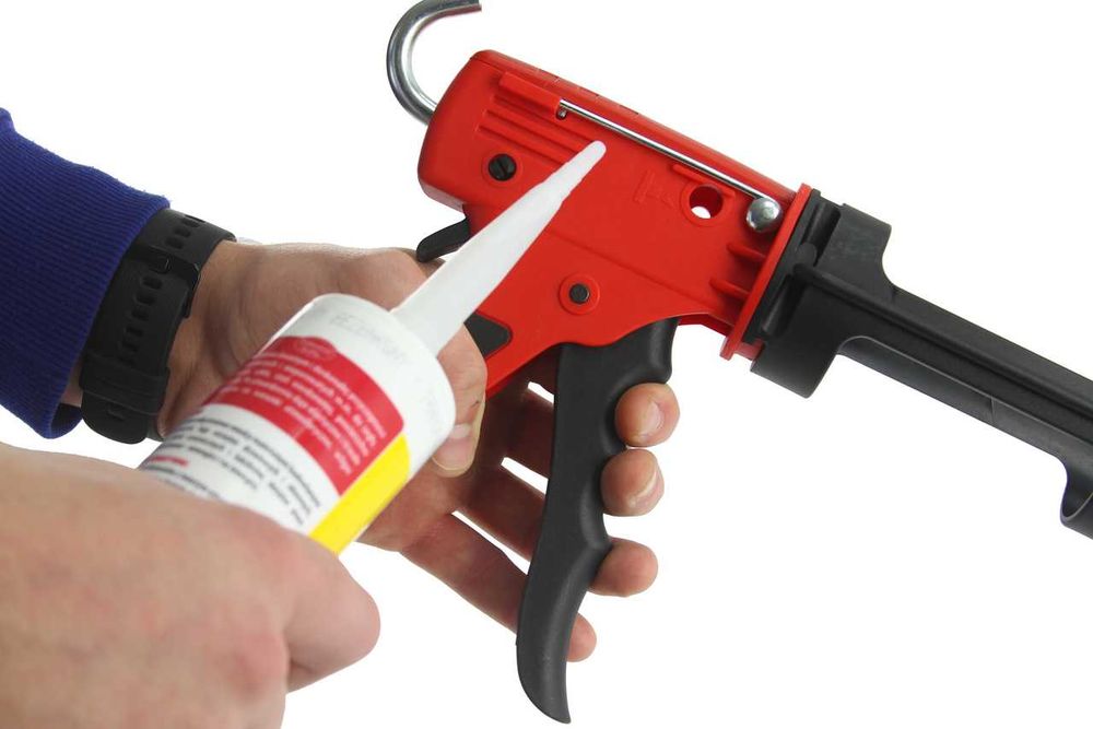 Pistolet do silikonu wyciskacz do mas