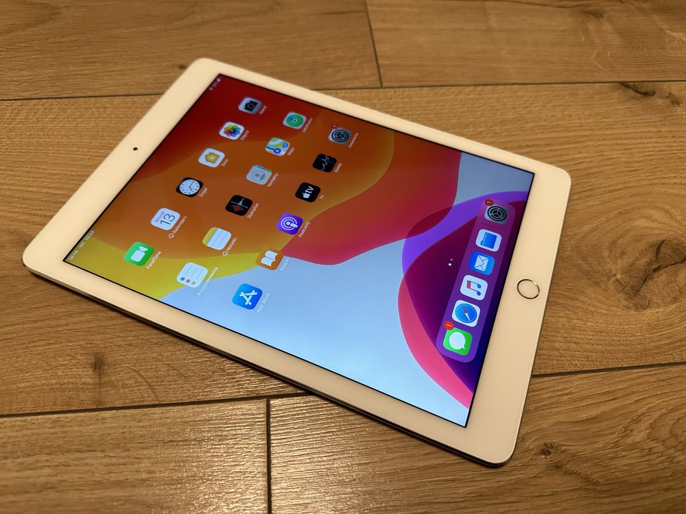 Idealny iPad Air 2 16 GB CELLULAR SILVER w PERFEKCYJNYM stanie!