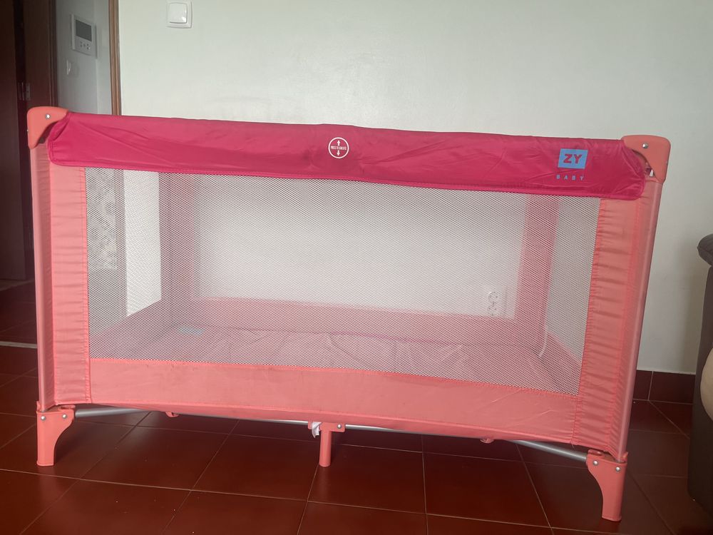 Cama berço de bebé