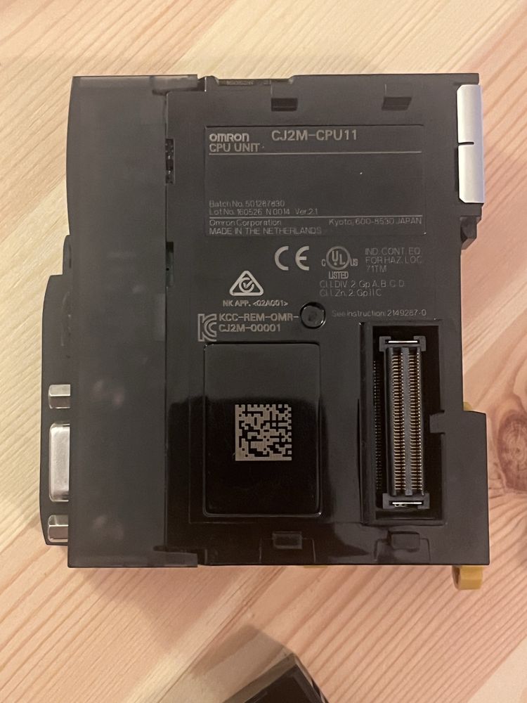 PlC Omron CJ2M CPU11