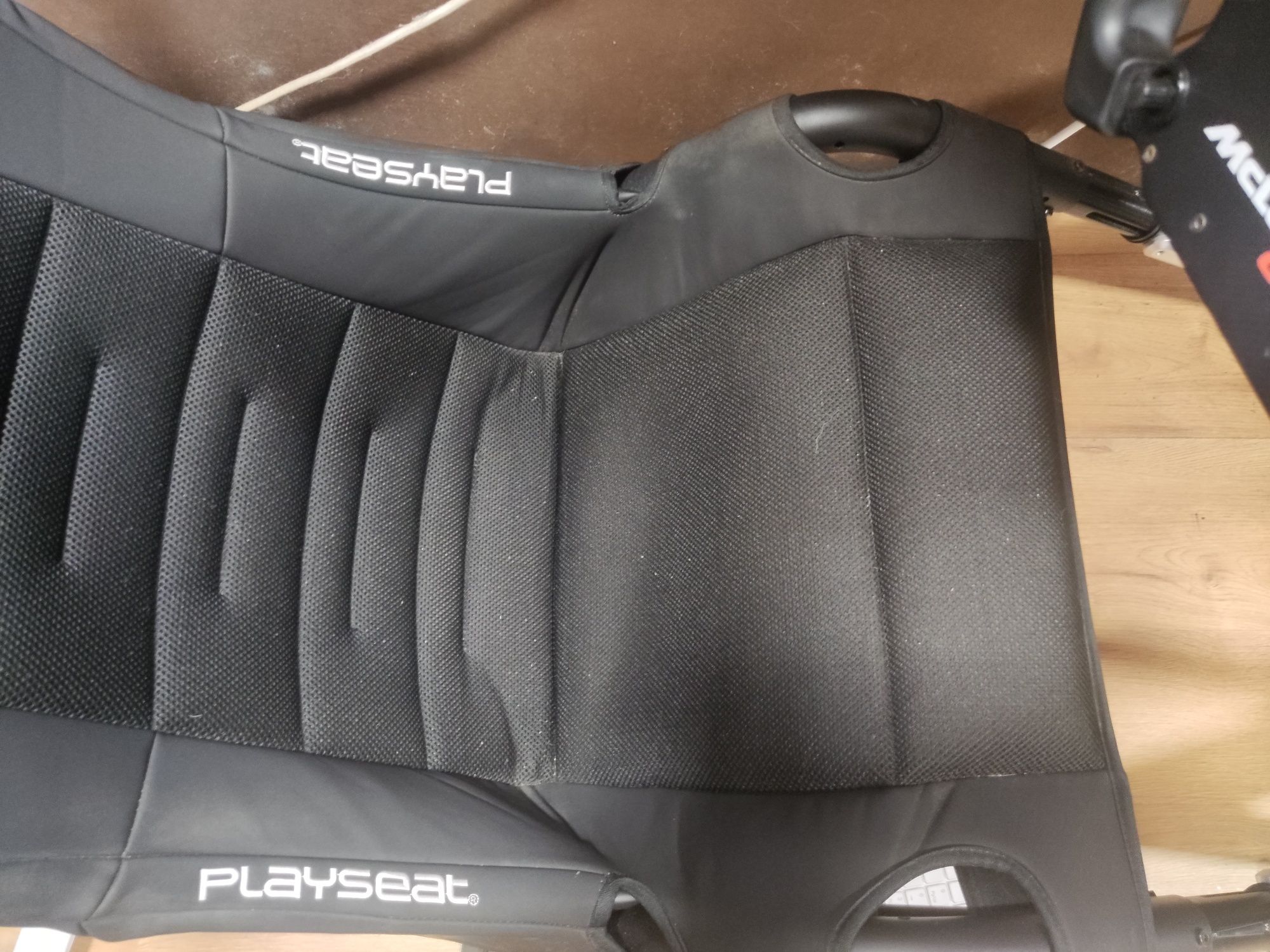 Vendo cockpit Playseat Trophy