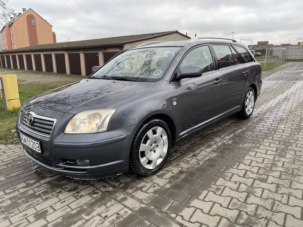 Toyota Avensis 2.2d oplaty na rok -mozliwa zamiana