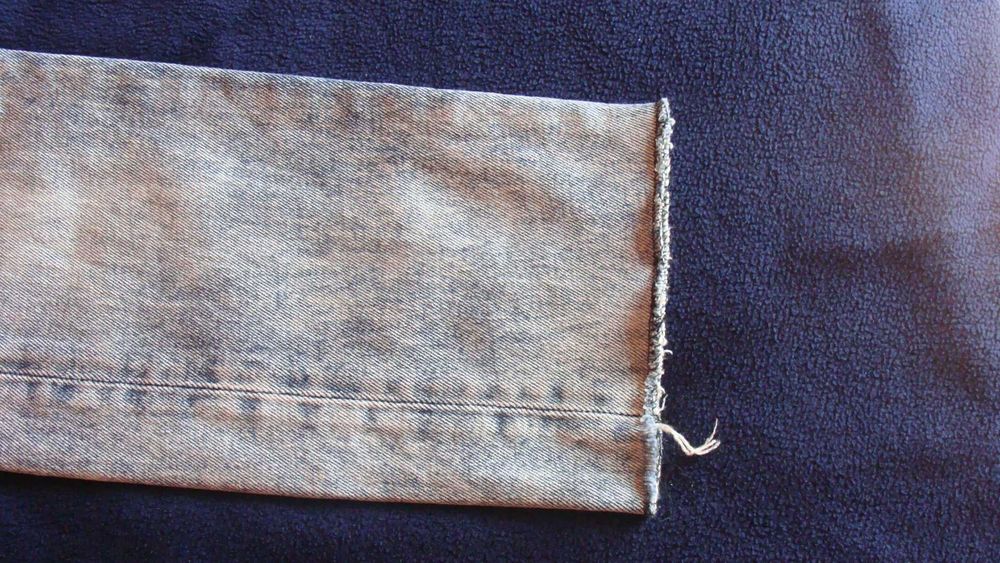 Calças Jovens da  Levis