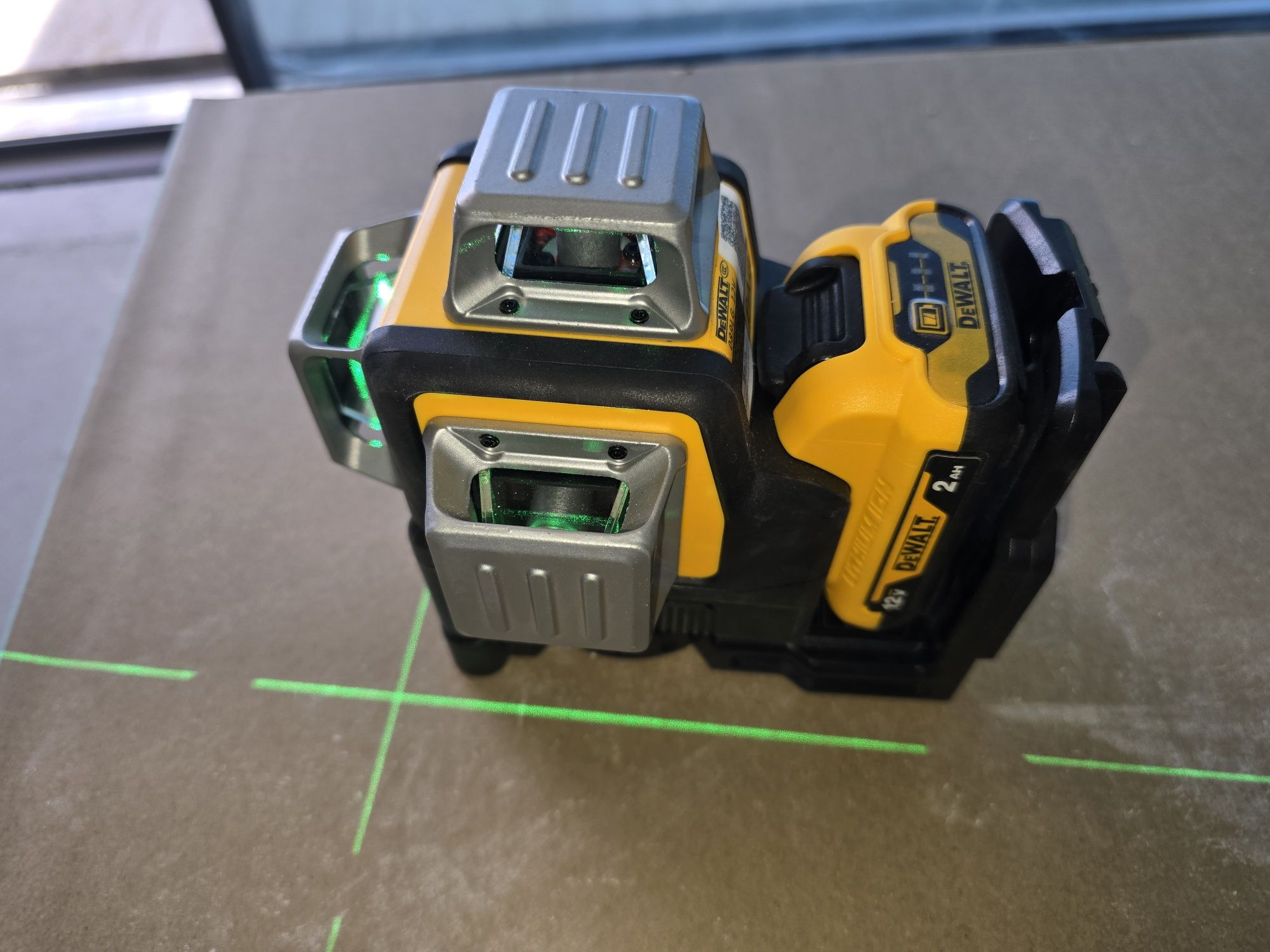 laser dewalt de esquadrias