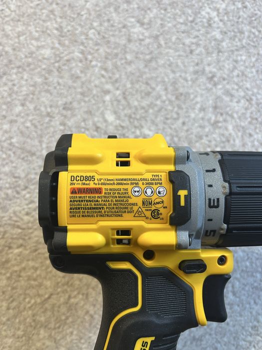 Ударний шуруповерт DeWalt / девольт DCD805