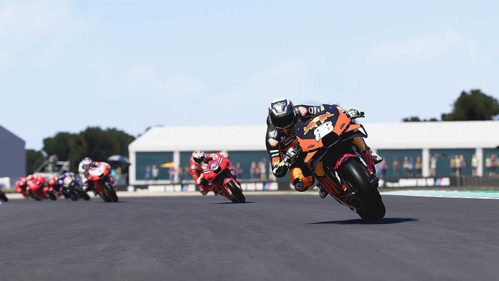 MotoGP 22 PS4 / PS5 - świetne motocykle, ścigacze po torach