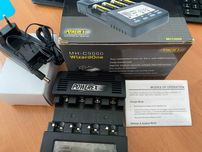 Зарядний пристрій Maha Powerex MH-C9000