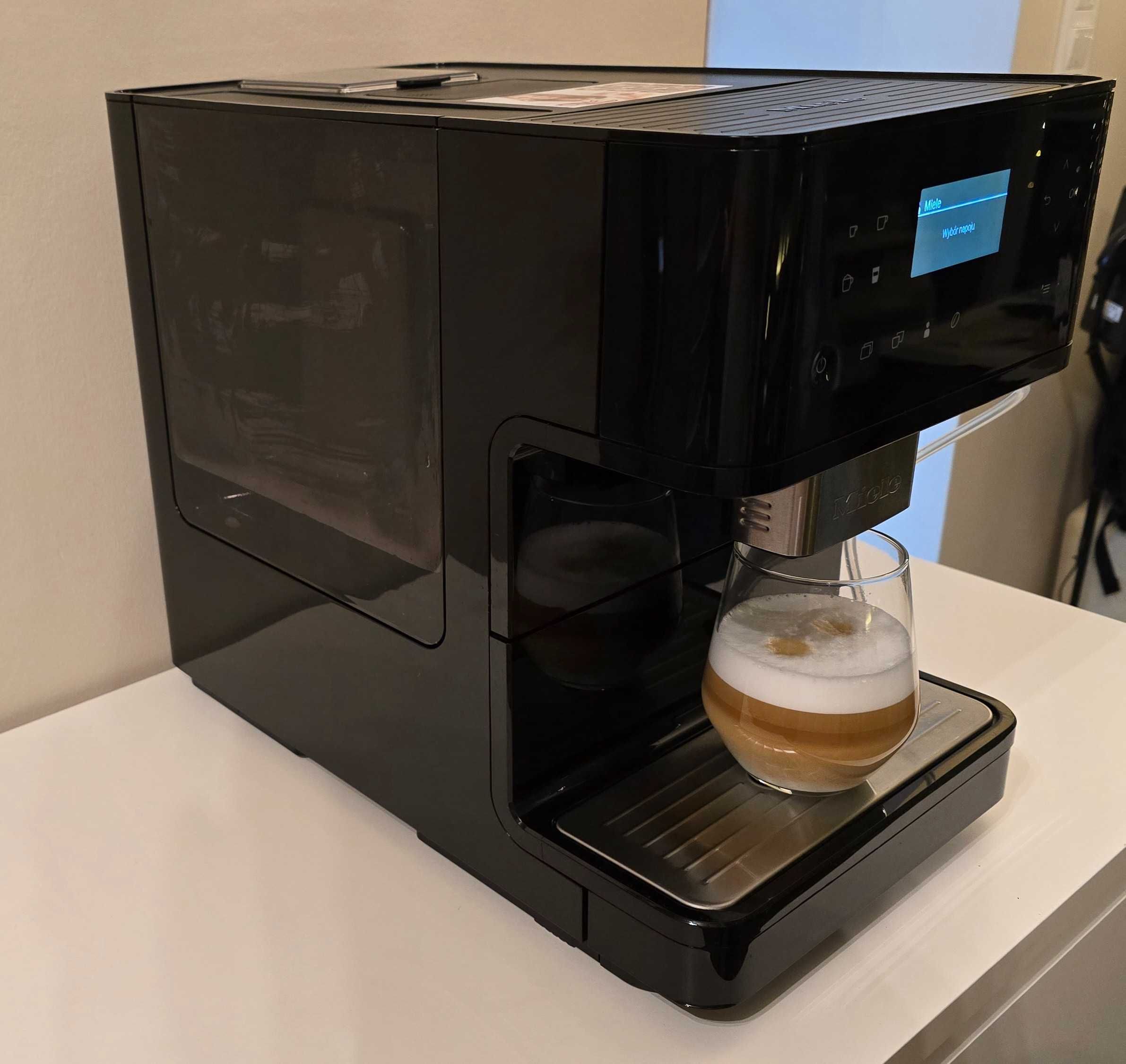 Ekspres Miele CM 6150 czarny, menu PL, One Touch, Aromatic, 15bar