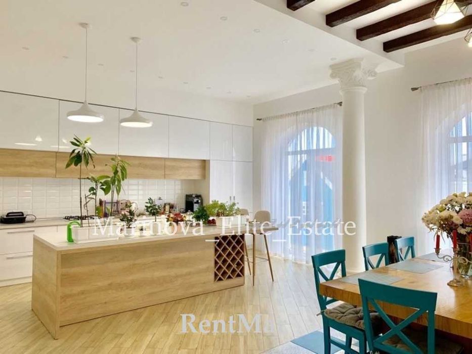 Дом высокого уровня комфорта для большой семьи Совиньон 6 спален Видео