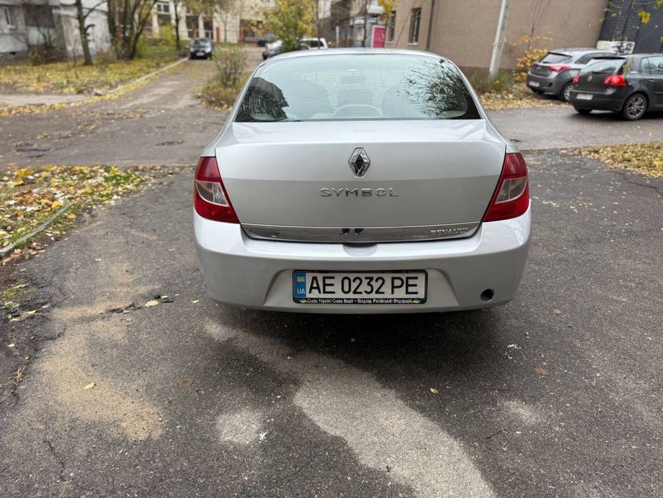 Продам Рено Симбл 2011 газ/бенз