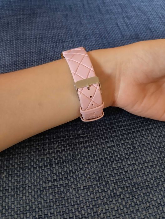 Relógio cor-de-rosa