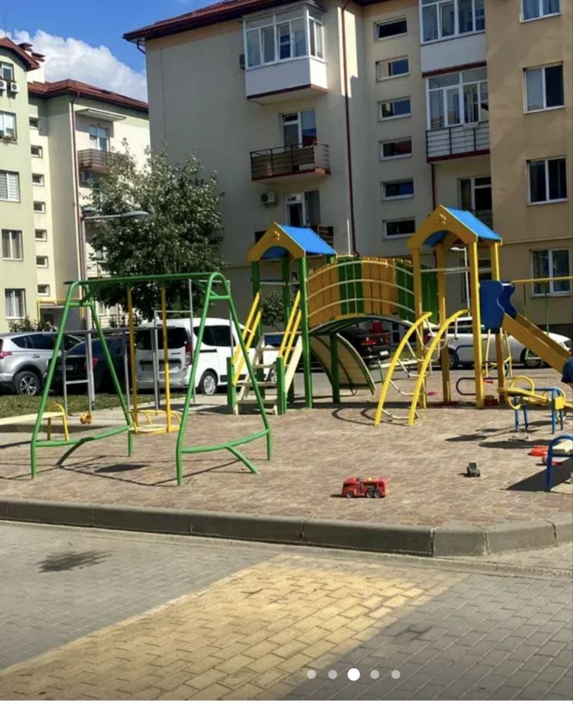 Дворівнева кв. ЖК» Вишневий сад»вул. Осипенко( Вишнева)28