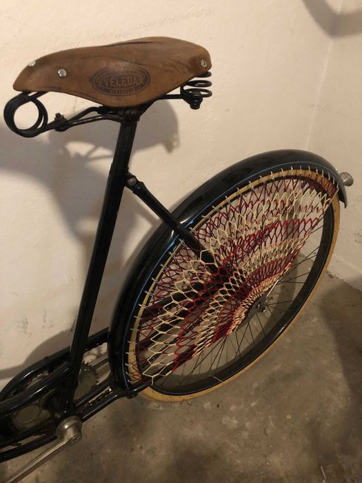 Zabytkowy rower OPEL