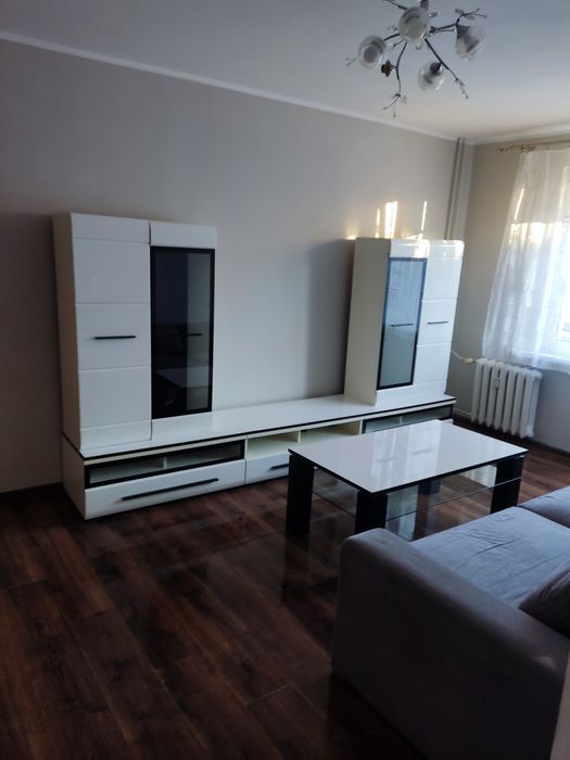 Meble do salonu , stolik , komoda